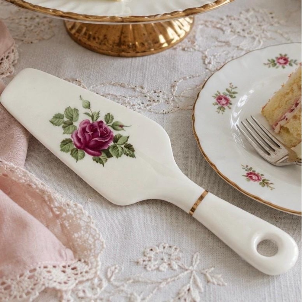 VTG‎ 50s Red Rose Cake Server Wedding Table Ceramic Harker Pottery 22K Gold Trim